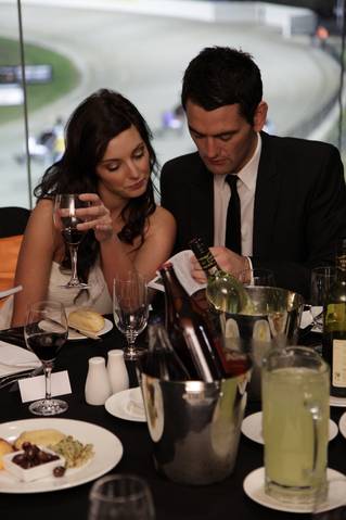 Quality Hotel Tabcorp Park - Tourism Noosa 8