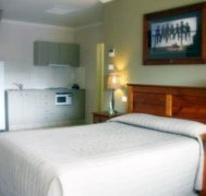 Saltbush Motor Inn - Tourism Noosa