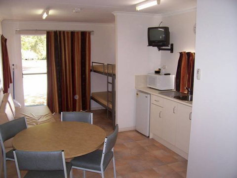 Stuart Caravan & Cabin Park - Tourism Noosa 2