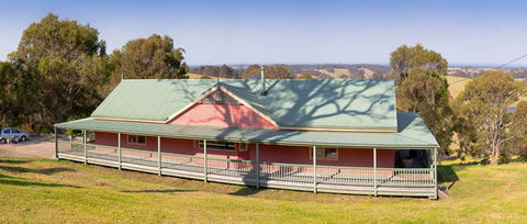 The Bryn At Tilba - Tourism Noosa 0
