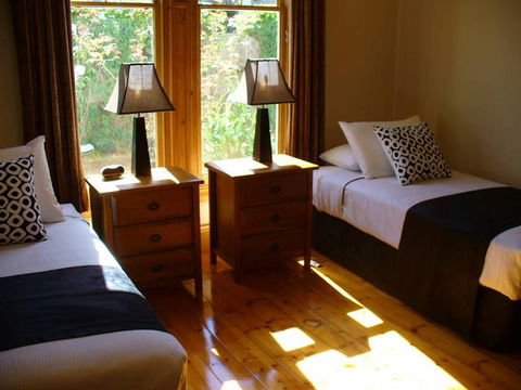 TRC House - Tourism Noosa 0