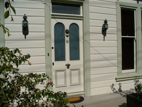 TRC House - Tourism Noosa 1