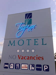 Tropixx Motel And Restaurant - Tourism Noosa 6