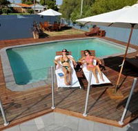 Waikiki Beach Bed and Breakfast - Tourism Noosa