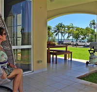 Absolute Beachfront Apartment - Tourism Noosa