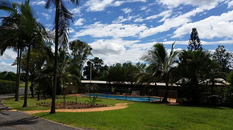 Farmgate Backpackers - Tourism Noosa 0