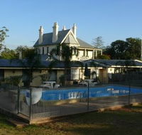 Airlie House Motor Inn - Tourism Noosa