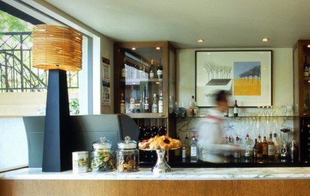 Best Western The Tudor Box Hill - Tourism Noosa 1