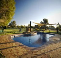 Howlong Country Golf Club Motel - Tourism Noosa