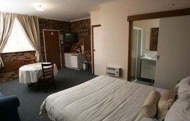 Kinross Inn Cooma - Tourism Noosa 1