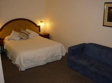 Kinross Inn Cooma - Tourism Noosa 3