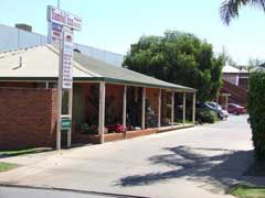 Yambil Inn Motel - Tourism Noosa 0