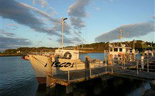 Whale Motor Inn And Restaurant - Tourism Noosa 5