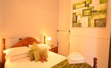 Fabulous Location - Tourism Noosa 1