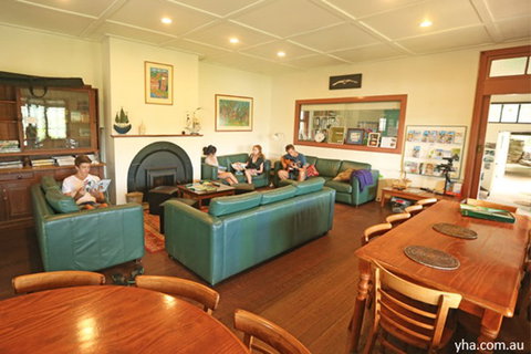 Sydney - Pittwater YHA - Tourism Noosa 6