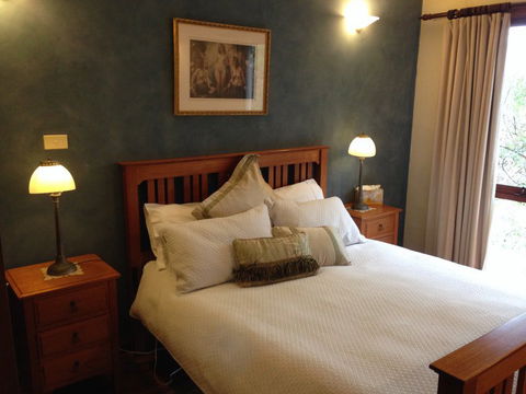 Studio Cottages - Tourism Noosa 6