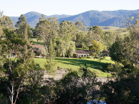 Mount Seaview Resort - Tourism Noosa 5