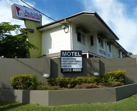 Redcliffe Motor Inn - Tourism Noosa 0