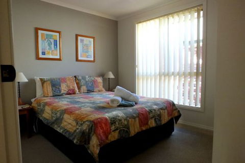 Captain's Quarters Bermagui - Tourism Noosa 2