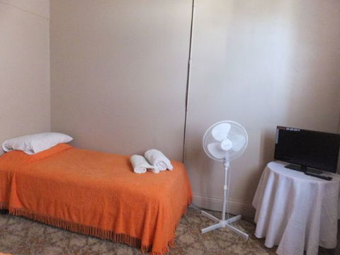 Federal Hotel - Tourism Noosa 2