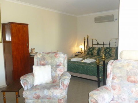 Country Cottages B&B - Tourism Noosa 6
