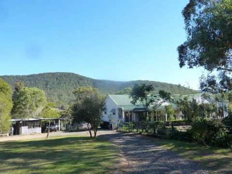 Villa Siena - Tourism Noosa 4