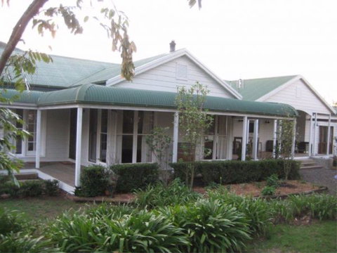 Villa Siena - Tourism Noosa 5