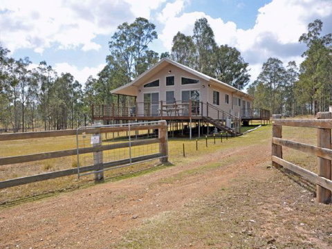 Villa Siena - Tourism Noosa 1