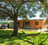 The Picker's Hut - Tourism Noosa