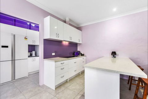 Fensom's Holiday Home - Tourism Noosa 10
