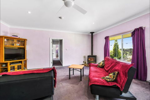 Fensom's Holiday Home - Tourism Noosa 11