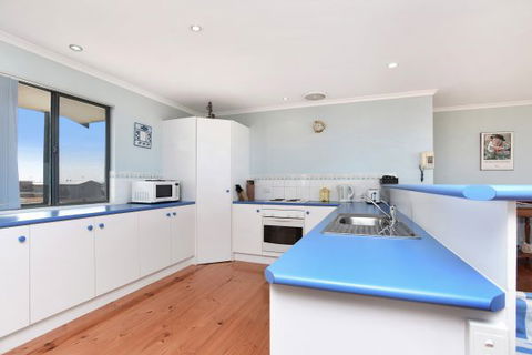Ambergris - Tourism Noosa 1