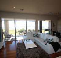 LJ Hooker Goolwa Holiday Rentals - 42 Underwood Avenue Goolwa Beach - Tourism Noosa