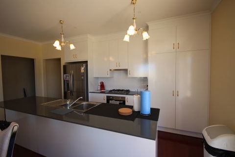 LJ Hooker Goolwa Holiday Rentals - 42 Underwood Avenue, Goolwa Beach - Tourism Noosa 18