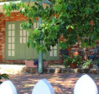 Kalamunda Carriages and Three Gums Cottage - Tourism Noosa