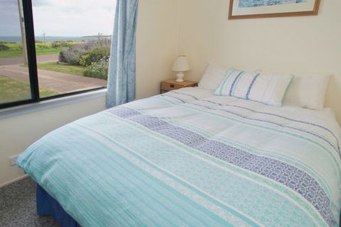 Beach Point - Tourism Noosa 5
