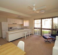 Ovens CBD Apartment 3 - Tourism Noosa