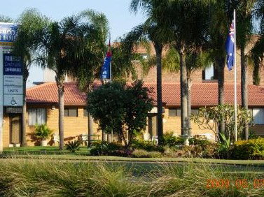 Tuncurry Motor Lodge - Tourism Noosa 0