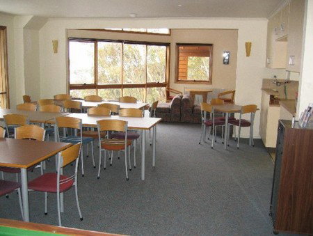 Terama Ski Lodge - Tourism Noosa 2