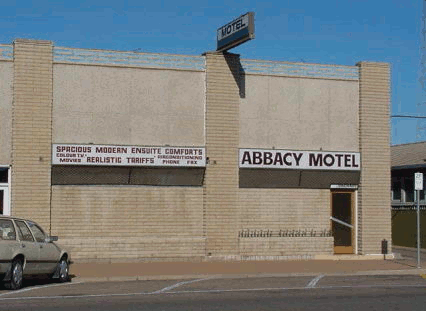 Abbacy Motel - Tourism Noosa 0