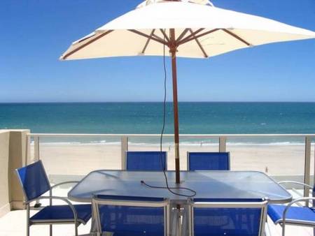 Adelaide Luxury Beach House - Tourism Noosa 0
