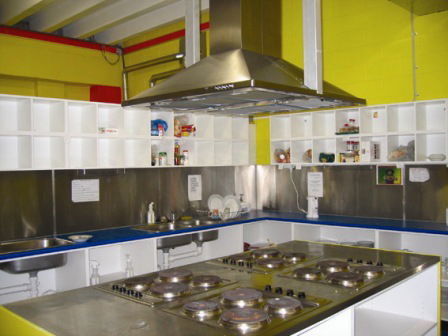 Adelaides Shakespeare Backpackers International Hostel - Tourism Noosa 3