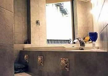 Warrawee House B & B - Tourism Noosa 4