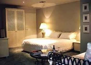 Warrawee House B & B - Tourism Noosa 5