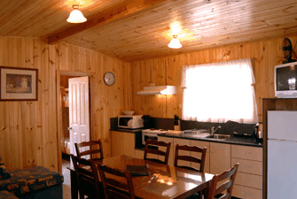 Captain James Cook Memorial Caravan Park - Tourism Noosa 0