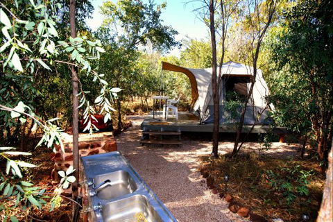 Goombaragin Eco Retreat - Tourism Noosa 6