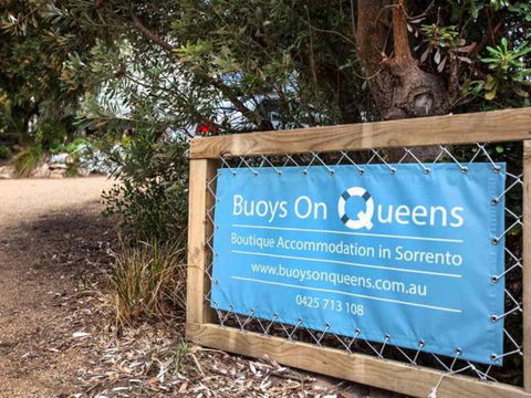 Buoys On Queens - Tourism Noosa 8