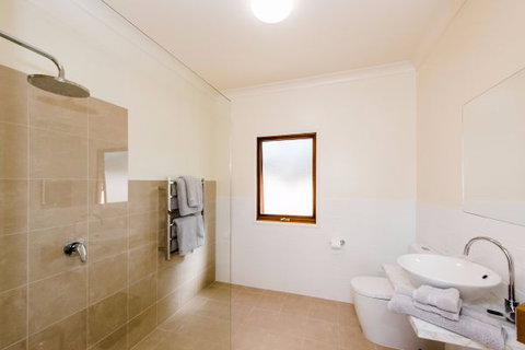 Cottage On The Murray - Tourism Noosa 5
