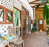 Earthship Ironbank - Tourism Noosa