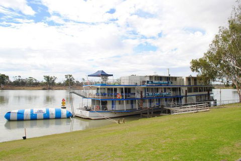 Murray River Queen Backpackers - Tourism Noosa 1